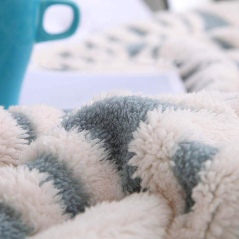 LOMAO Sherpa Fleece Blanket Soft Plush Throw Blanket Dual Sided Cozy Blankets for Bed Couch Sofa(Light Blue,51